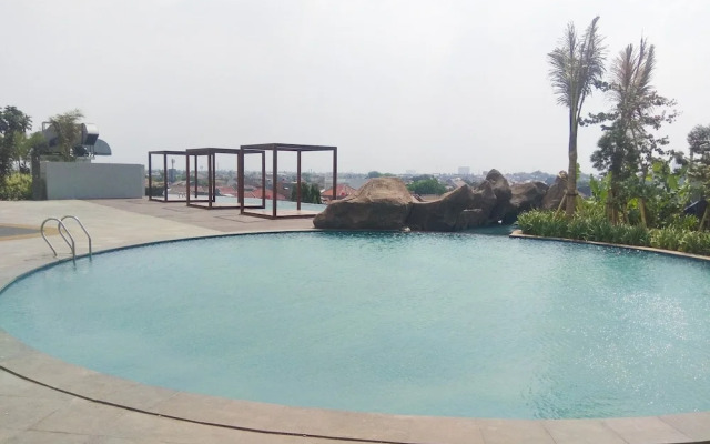 Homey Studio Room Grand Kamala Lagoon with Mall Acces