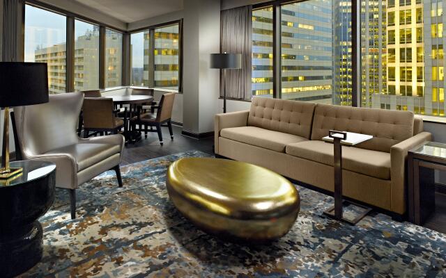 Omni Charlotte Hotel