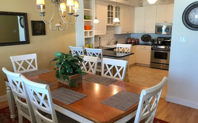 Hemingways by the Sea Condo Rentals