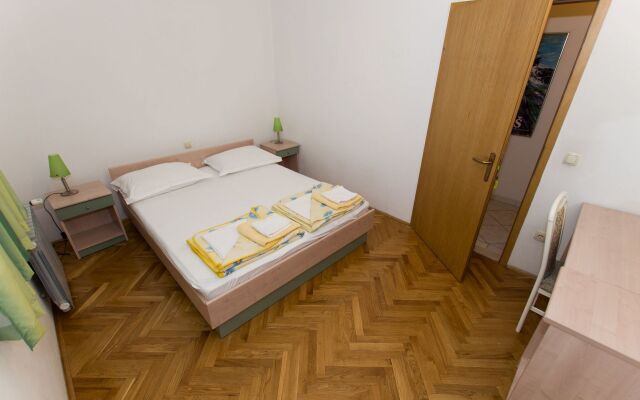 Apartment Prgo - spacious with view & parking: A2  1. kat Makarska, Riviera Makarska
