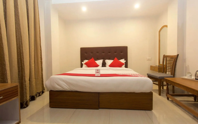 OYO 14341 Hotel Highland Vista