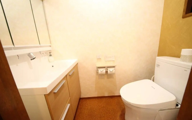 Residential Hotel Shinjuku Big House