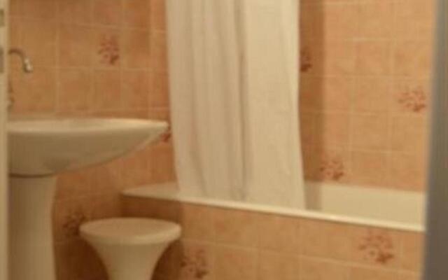 Appartement Saint-Gilles-Croix-de-Vie, 1 pièce, 4 personnes - FR-1-324-62