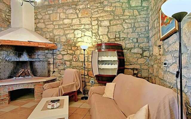 Beautiful Villa in Dracevac With Swimming Pool