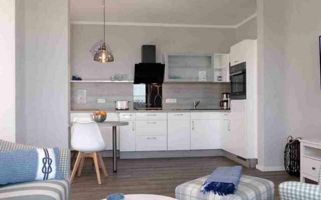 Nice Holiday Home With Port View