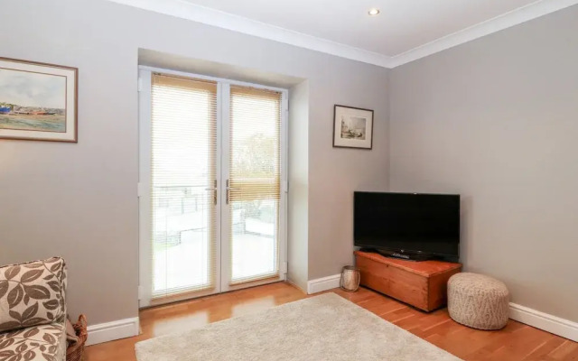 10 Pen Llanw Tides Reach