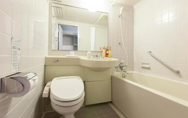 Nippon Seinenkan Hotel