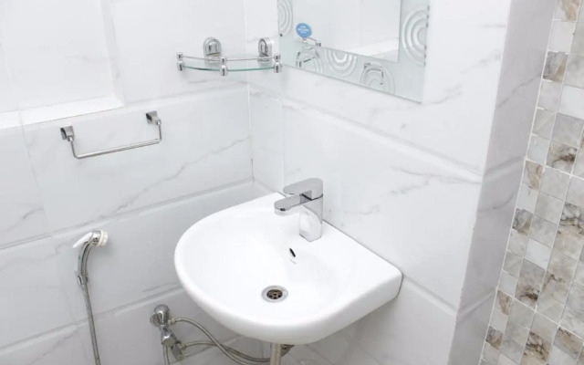 FabHotel Blueberry Hauz Khaz