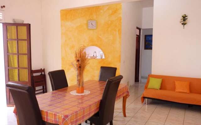 Apartment With 3 Bedrooms in Le Gosier, With Wonderful Mountain View, Furnished Terrace and Wifi - 6 km From the Beach