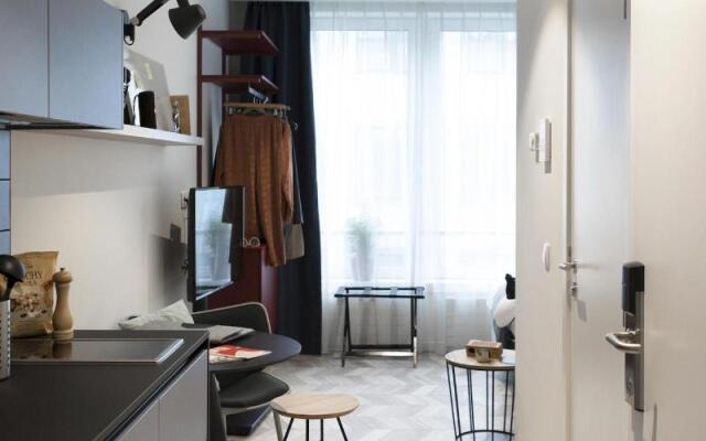 Roxi Residence