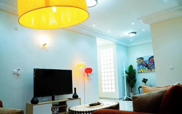 Modern Chic Apartment Yaoundé