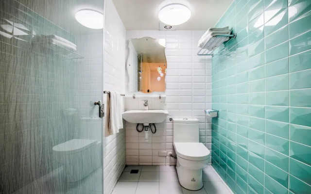 Dory Hostel