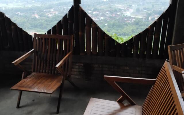 Bukit Tompak Cottage