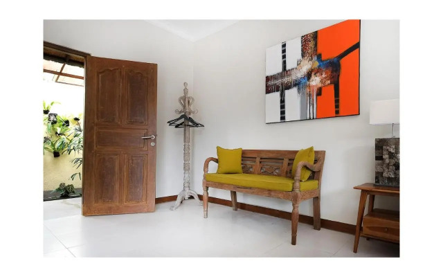 Narendra Suites