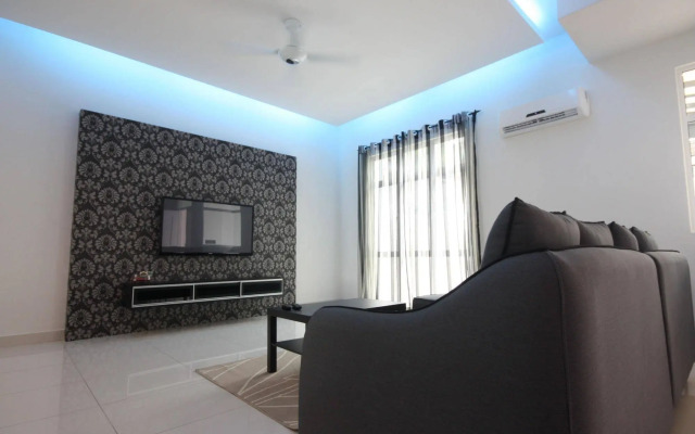 Shamrock Beach Villas Seaview 15