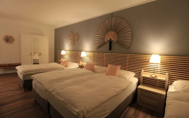 Asia Dreieck Pension Zimmer