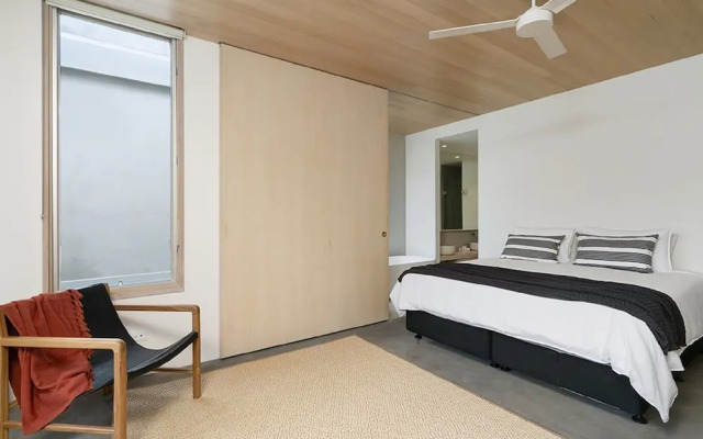 Your Luxury Escape - Driftwood Two