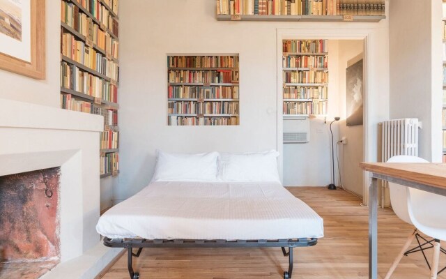 Unique Stylish Flat up to 6 Guests Near Vatican