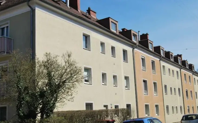 Linz SUNNY