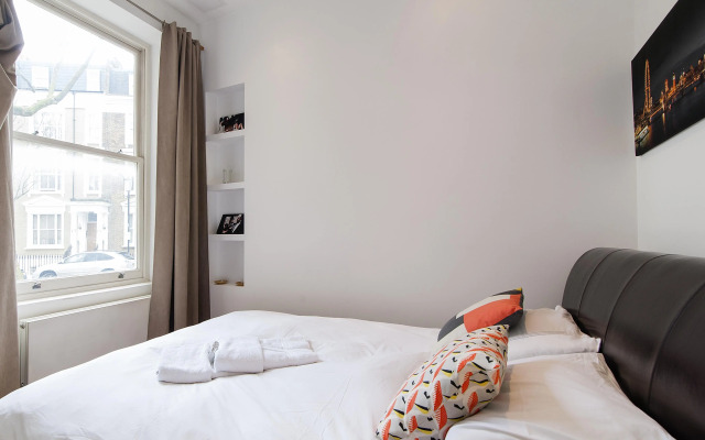 Fg Property - Earls Court Warwick Road