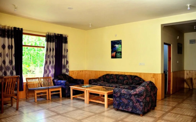 WoodyVu Mansari Cottage