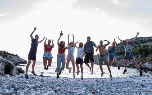 Namaste Hostel & Camping