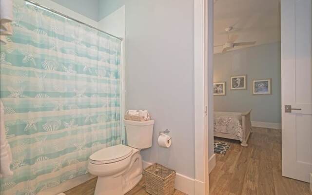 Homes-261 Seabreeze Ct