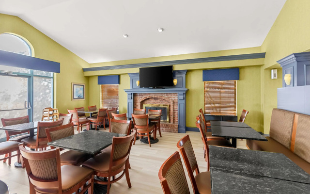 Clarion Inn Cranberry Township