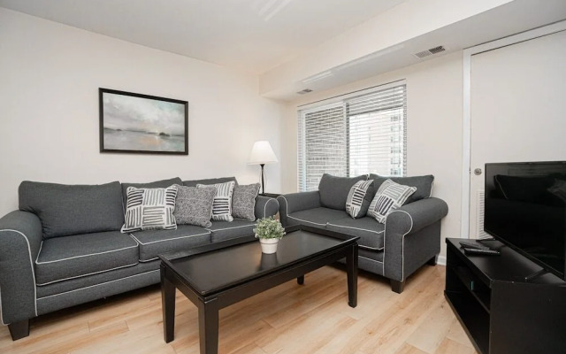 SoBe 7th St. Apartments