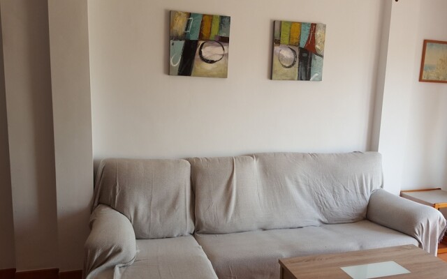 3 Bed Apartment to Rent in Mojacar, Spain