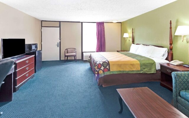 Super 8 Motel Carrollton CA