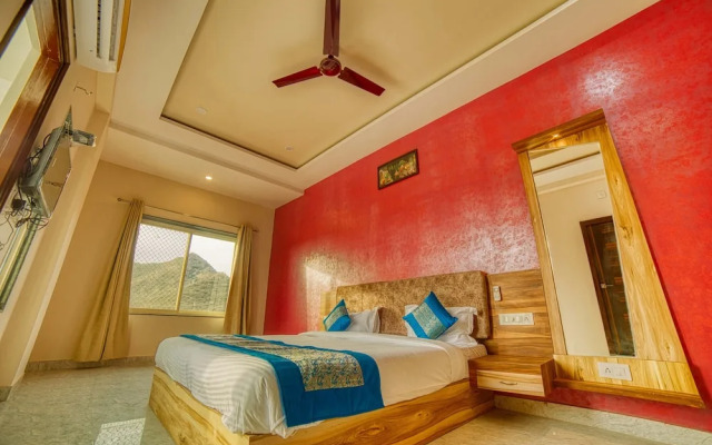 Hotel Paramount Udaipur