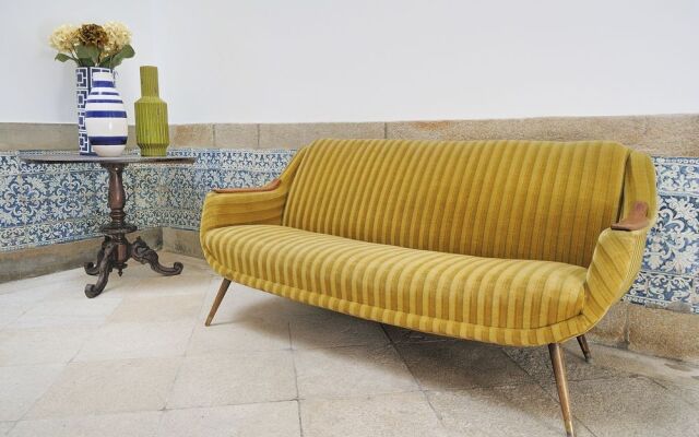 Condes de Azevedo Palace Apartments