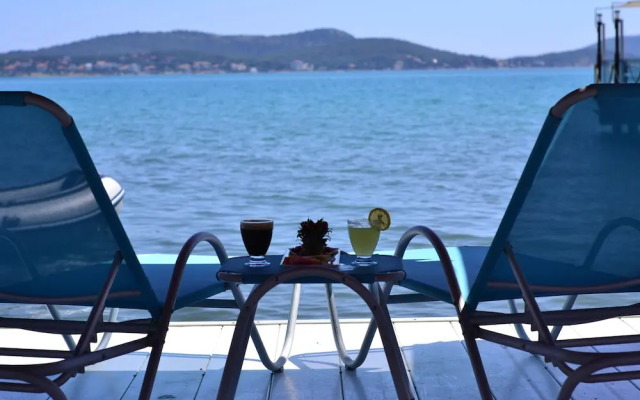 Cunda Ezer Otel