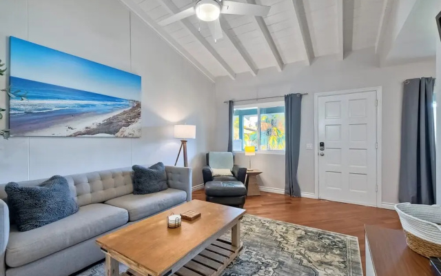 3080 Lincoln - Unit 12