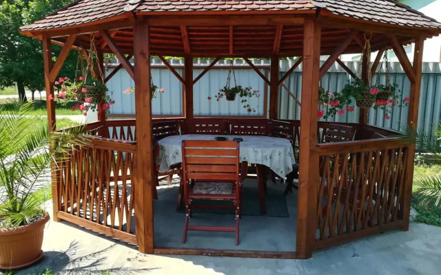 Tiszavirág Apartmanház