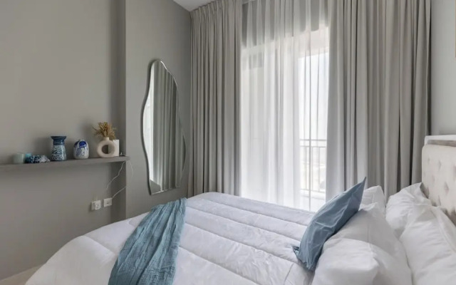 Modern 1BR in Business Bay