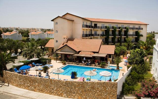 Anais Bay Hotel
