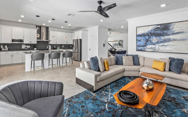 Harbor Island Beach Club by Villatel