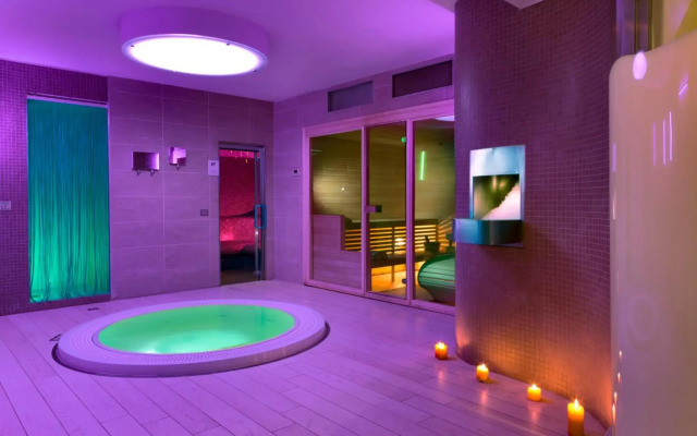 Yes Hotel Touring & SPA