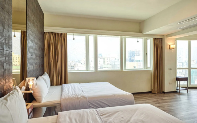 Jih Lih Hotel