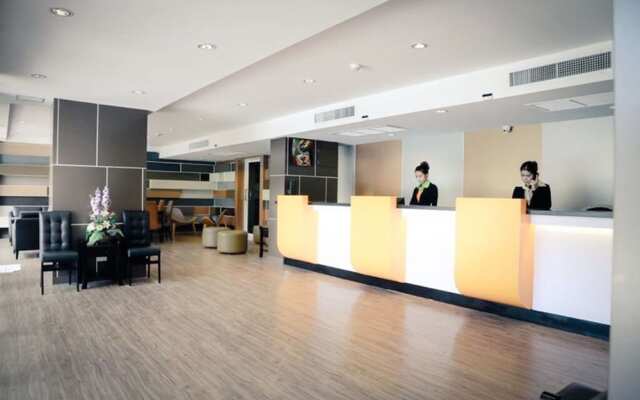 R Residence Sri Racha