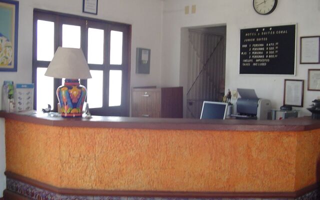 Hotel & Suites Coral