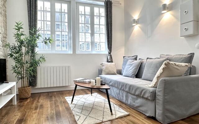 1599 - Stunning studio in Le Marais