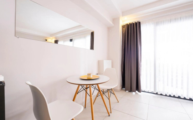 Ezgi's Suite With Terrace in The Heart of Marmaris