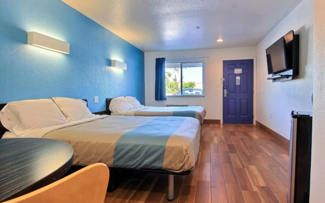 Motel 6 Rockport, TX