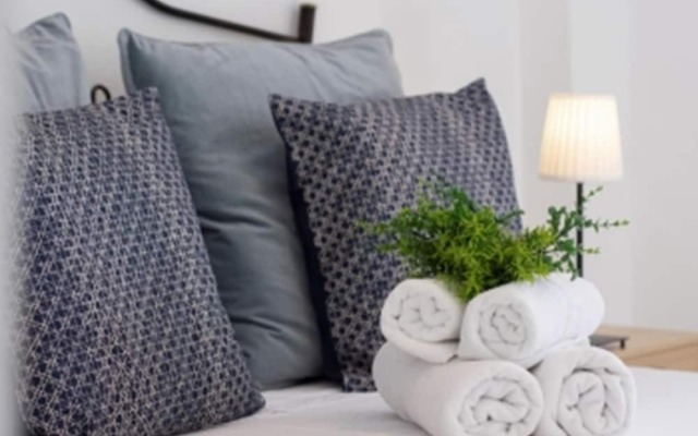 Del Parque Flats - Golf & Beach