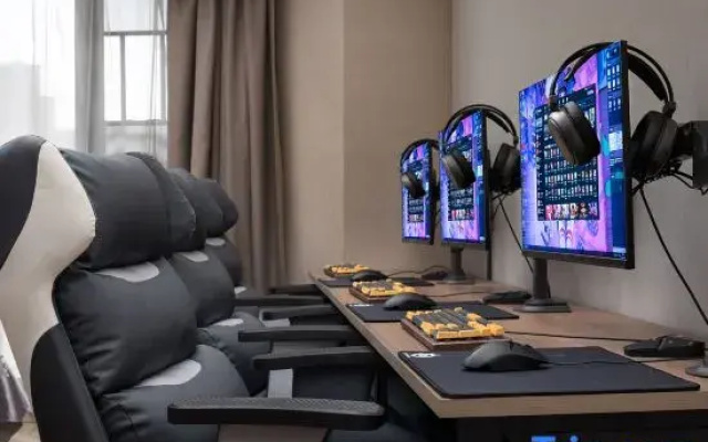Jing Shikong E-sports Homestay (Yiyang Commercial Pedestrian Street)