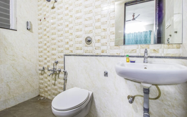 FabHotel House Khas Suites