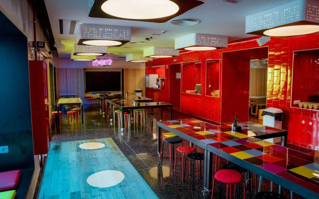 AMISTAT Island Hostel Ibiza - ALBERGUE JUVENIL